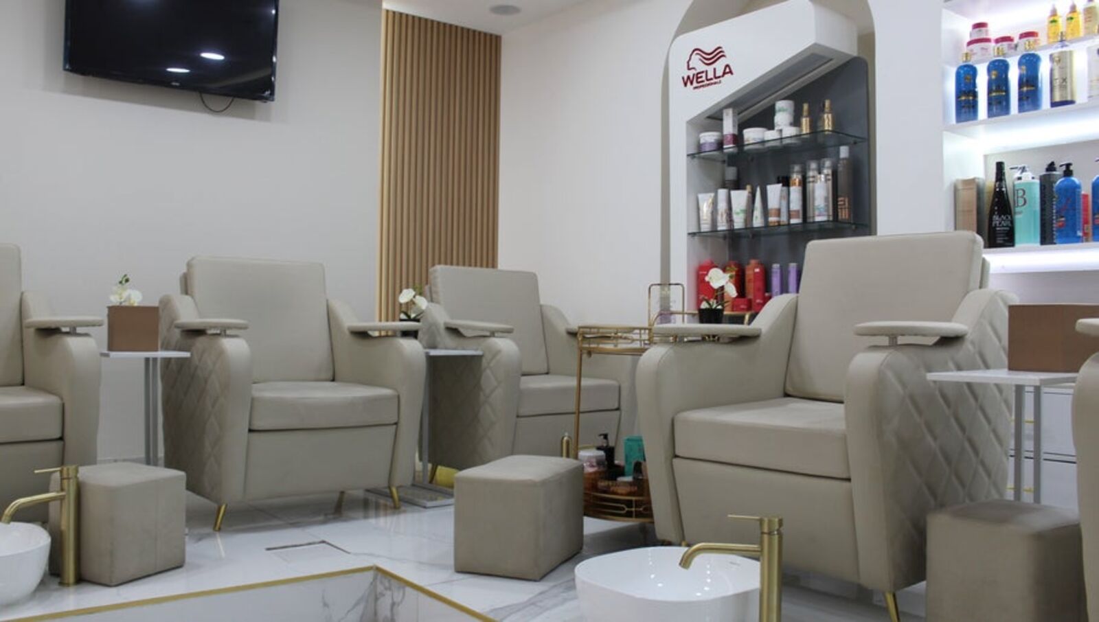 Adore Meydan interior